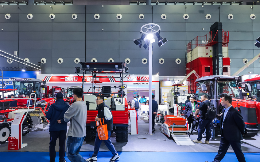 蓬溪探索“全程机械化+综合农事”新模式 深耕农机服务业态创新